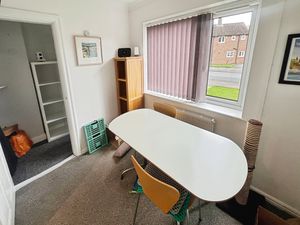 Dining Room- click for photo gallery